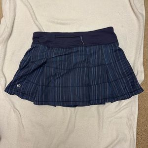 Lululemon athletic skirt/skort size 4 regular